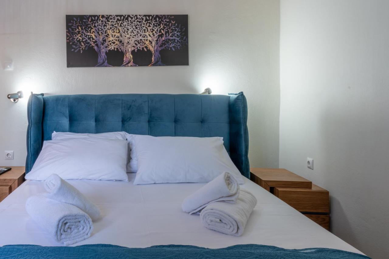 Luxury Apartment Overlooking The Citadel Of Tsakas Athena Bagian luar foto