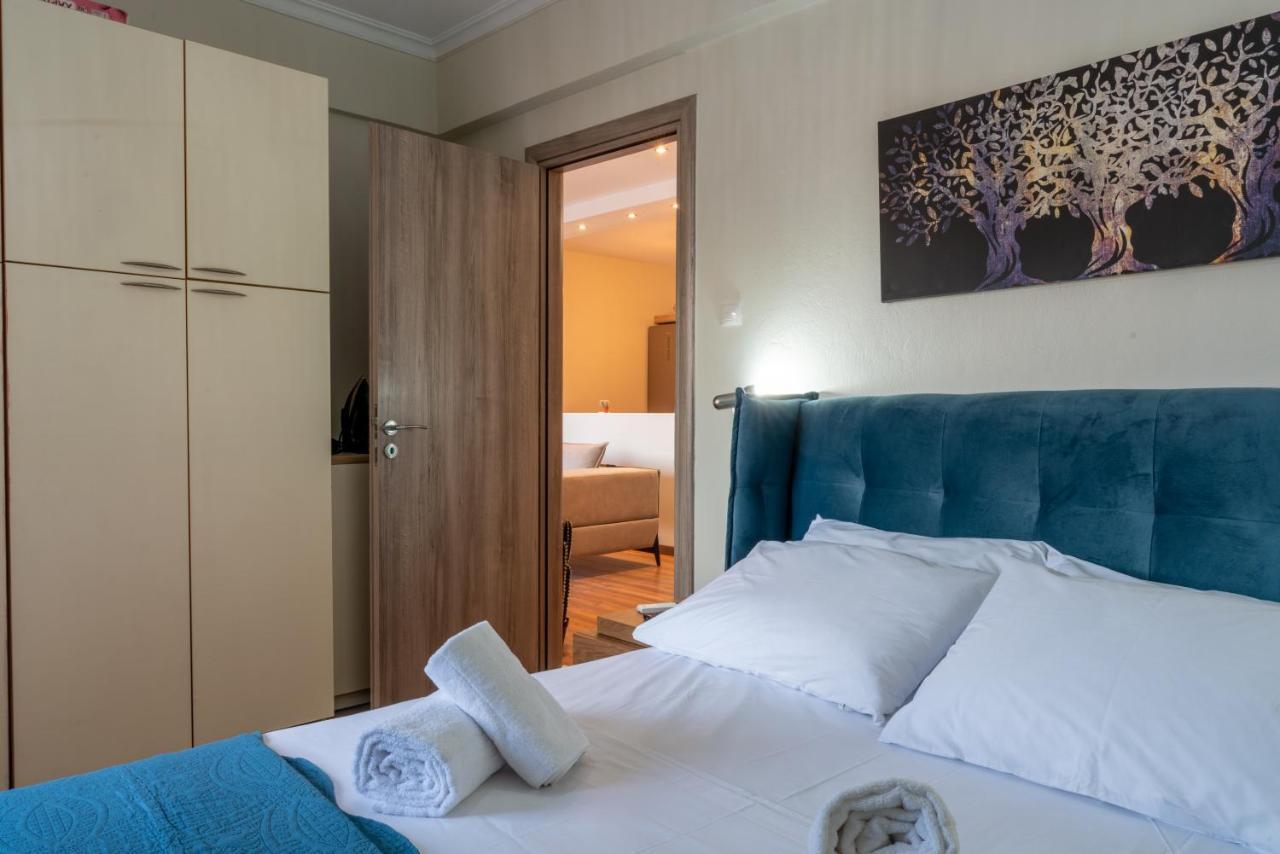 Luxury Apartment Overlooking The Citadel Of Tsakas Athena Bagian luar foto